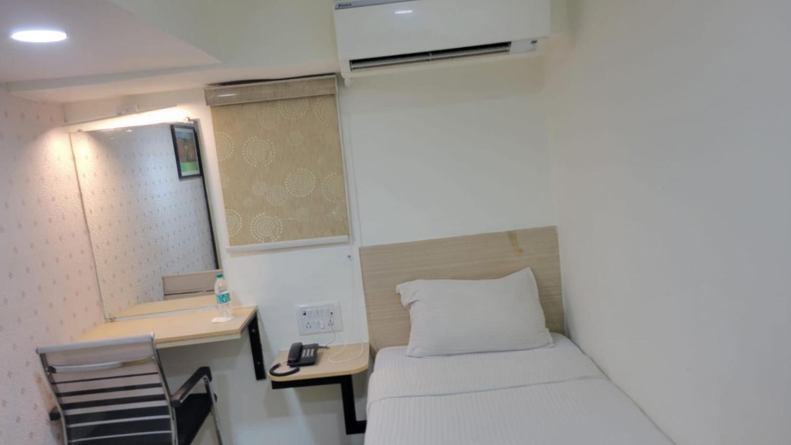 Grace Residency Chennai Airport Hotel Екстериор снимка
